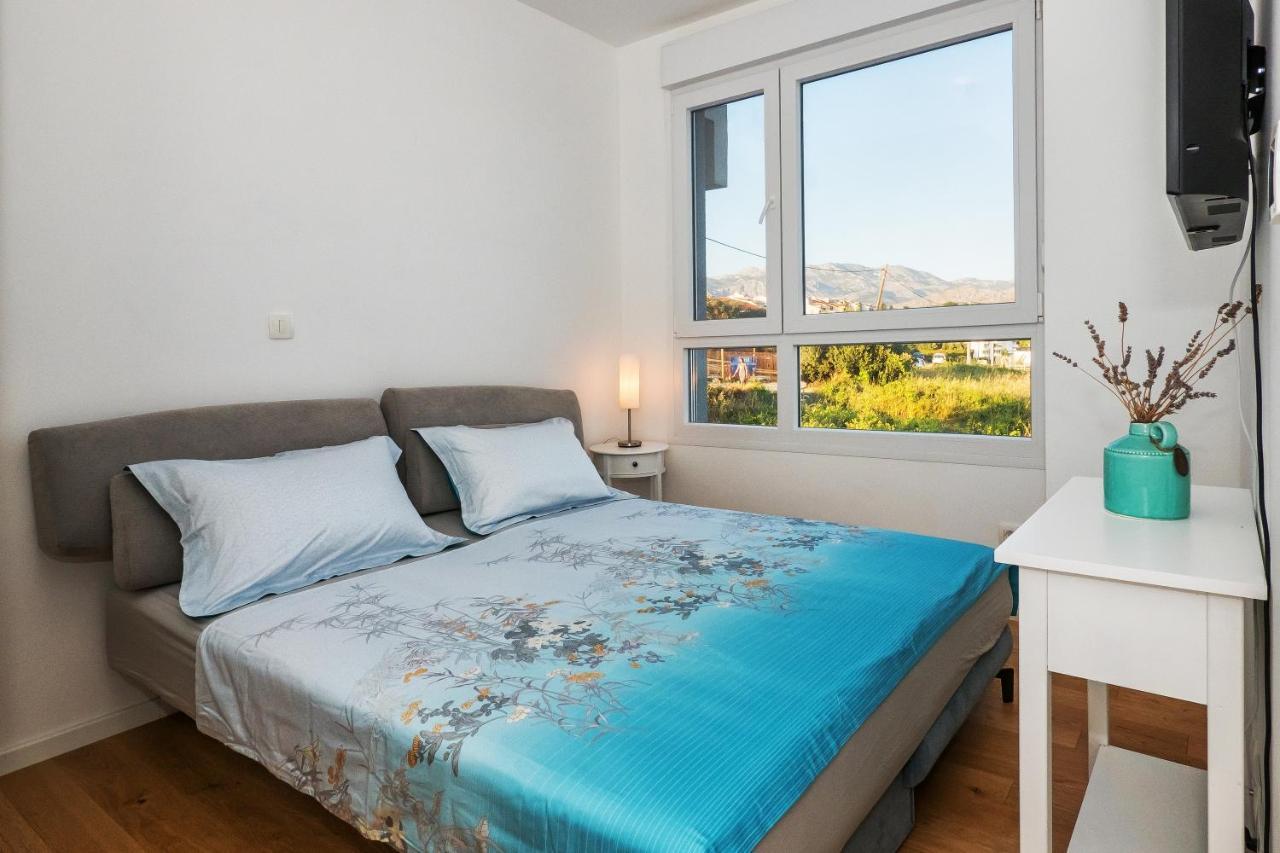 Sea View With Garden Apartment Joshua Split Dış mekan fotoğraf